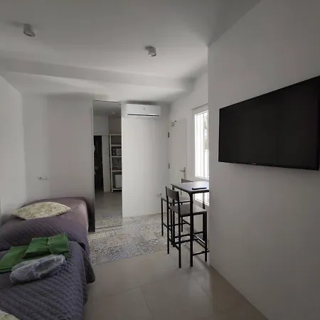 Room Near The Sea Marbella Exterior photo